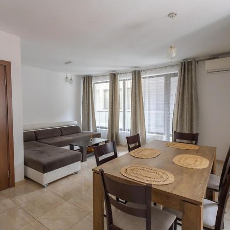 Sea Garden Marina 2 Apartment Варна Екстер'єр фото